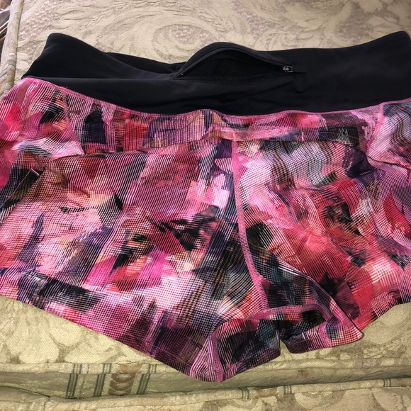 Active short lululemon - Picture 2 of 2